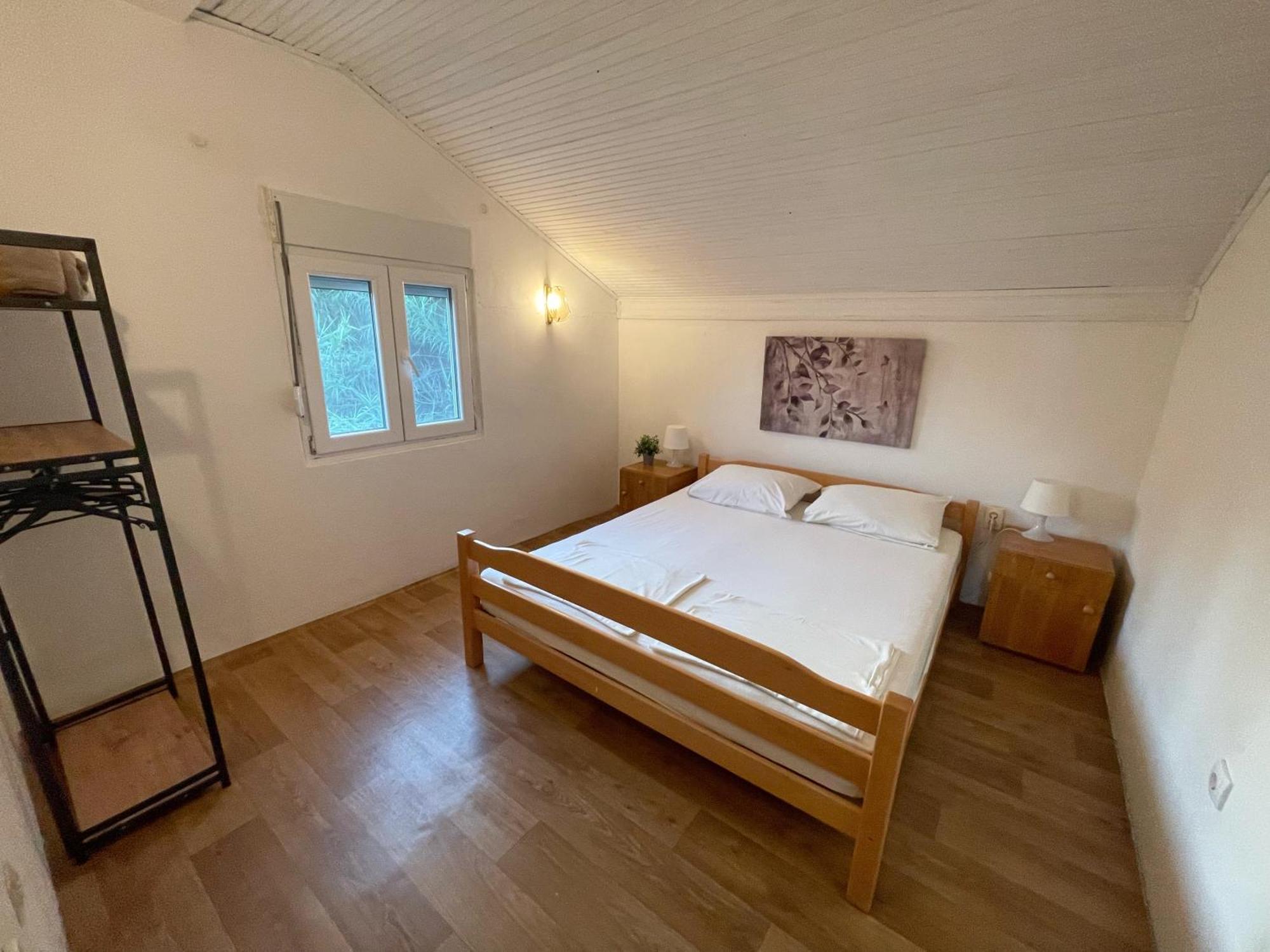 Vuko I Magdalena Midzor Apartment Petrovac Bagian luar foto