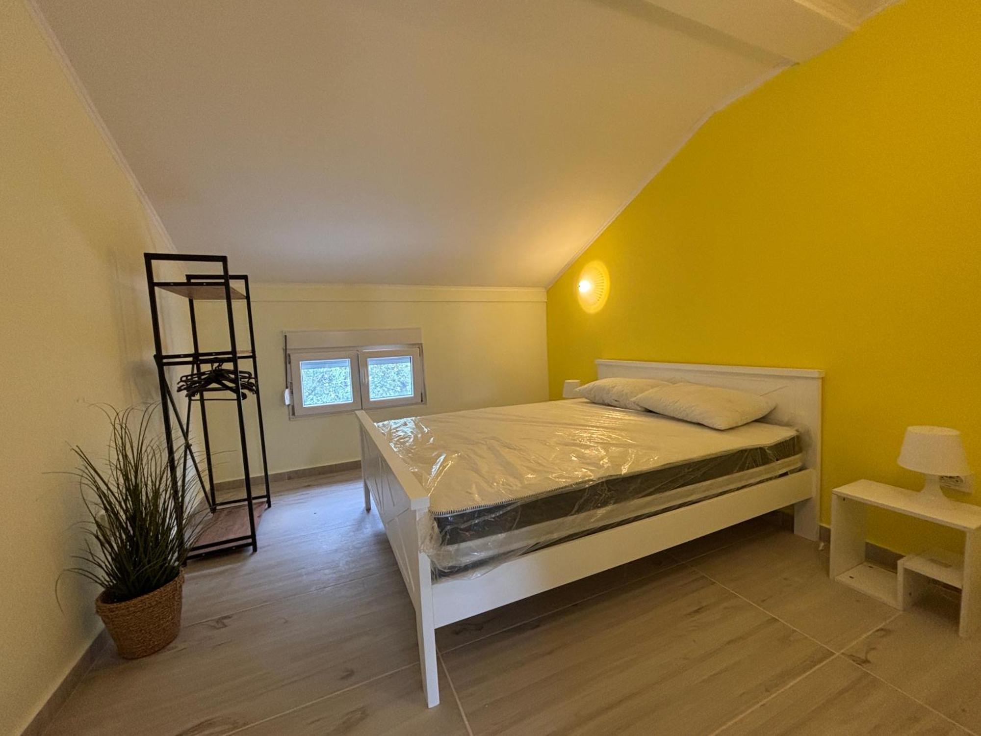 Vuko I Magdalena Midzor Apartment Petrovac Bagian luar foto