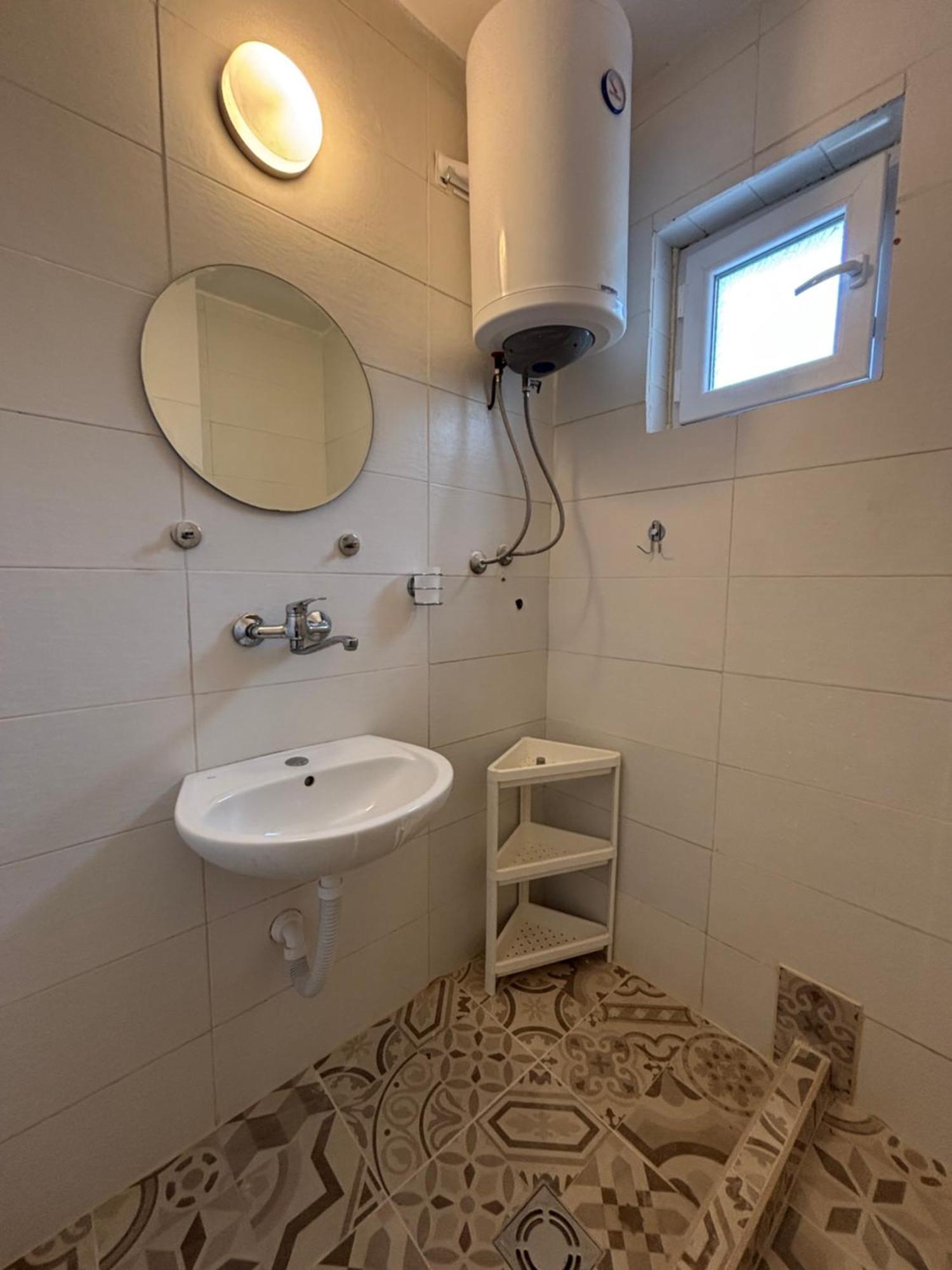 Vuko I Magdalena Midzor Apartment Petrovac Bagian luar foto