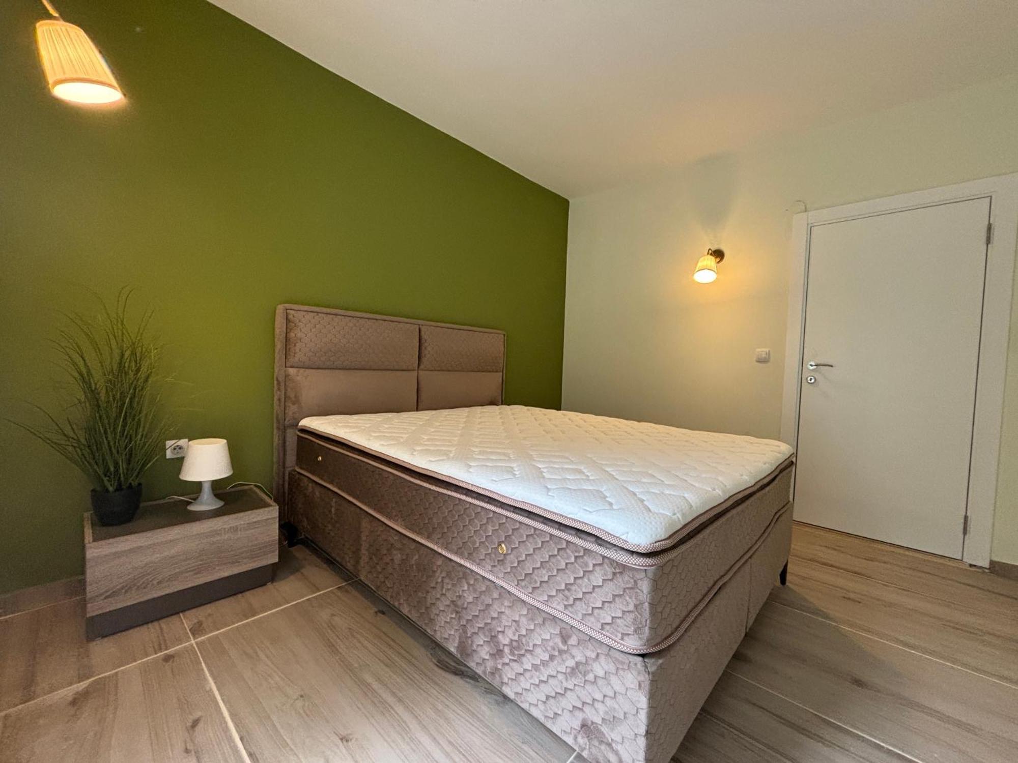 Vuko I Magdalena Midzor Apartment Petrovac Bagian luar foto