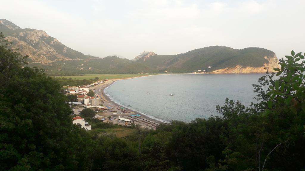 Vuko I Magdalena Midzor Apartment Petrovac Bagian luar foto